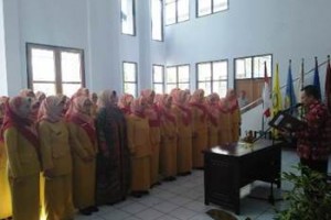Prosesi pelantikan pengurus PRISKAD Uniku.